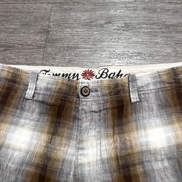 Tommy Bahama Shorts Mens 35 Beige Plaid Linen Silk Blend Preppy Golf Golfer - Picture 4 of 11